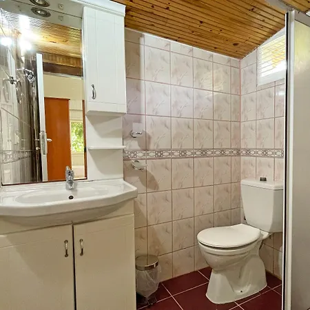 Garden Guest house 2*