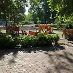 Garden 2*