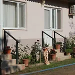 Garden Gasthof 2*
