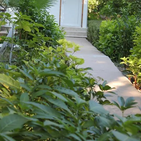 Konukevi Garden Çıralı