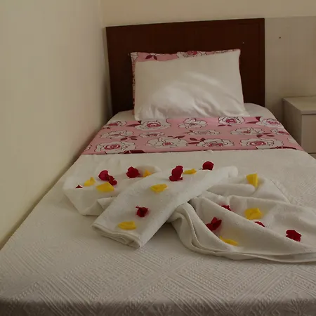 Garden Konukevi Çıralı